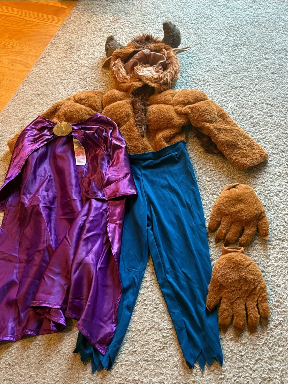 Disney Store Beast Costume Kids Sz 4 Belle Beauty and the Beast Halloween Land